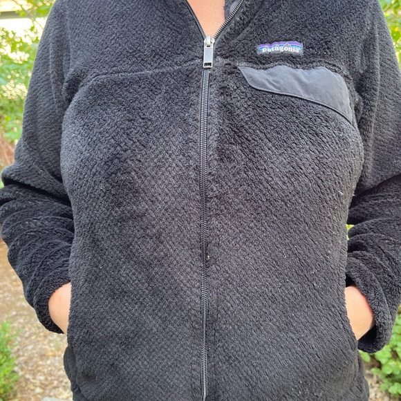 Patagonia women’s size M black full zip synchilla fleece snap pocket jacket - Picture 2 of 5